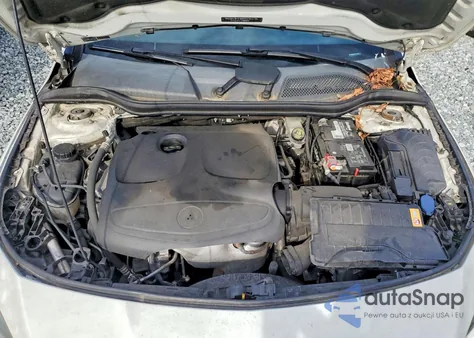 2015 Mercedes-Benz Cla 250 z USA, uszkodzony, nr VIN WDDSJ4EB4FN161962